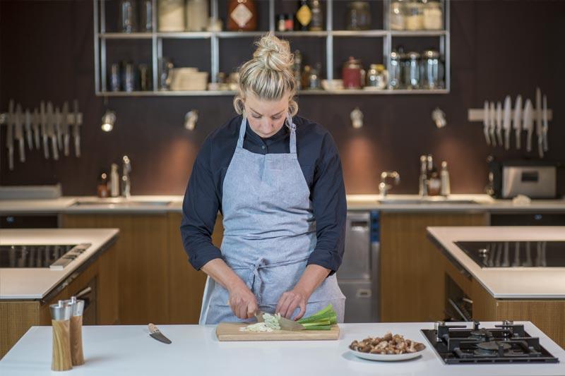 Frida Ronge tester Yaxell Yo-u