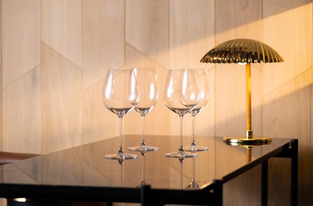 Old World Pinot Noir 2 stk.