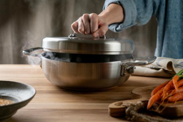 Sautépanne med lokk 24 cm URBAN